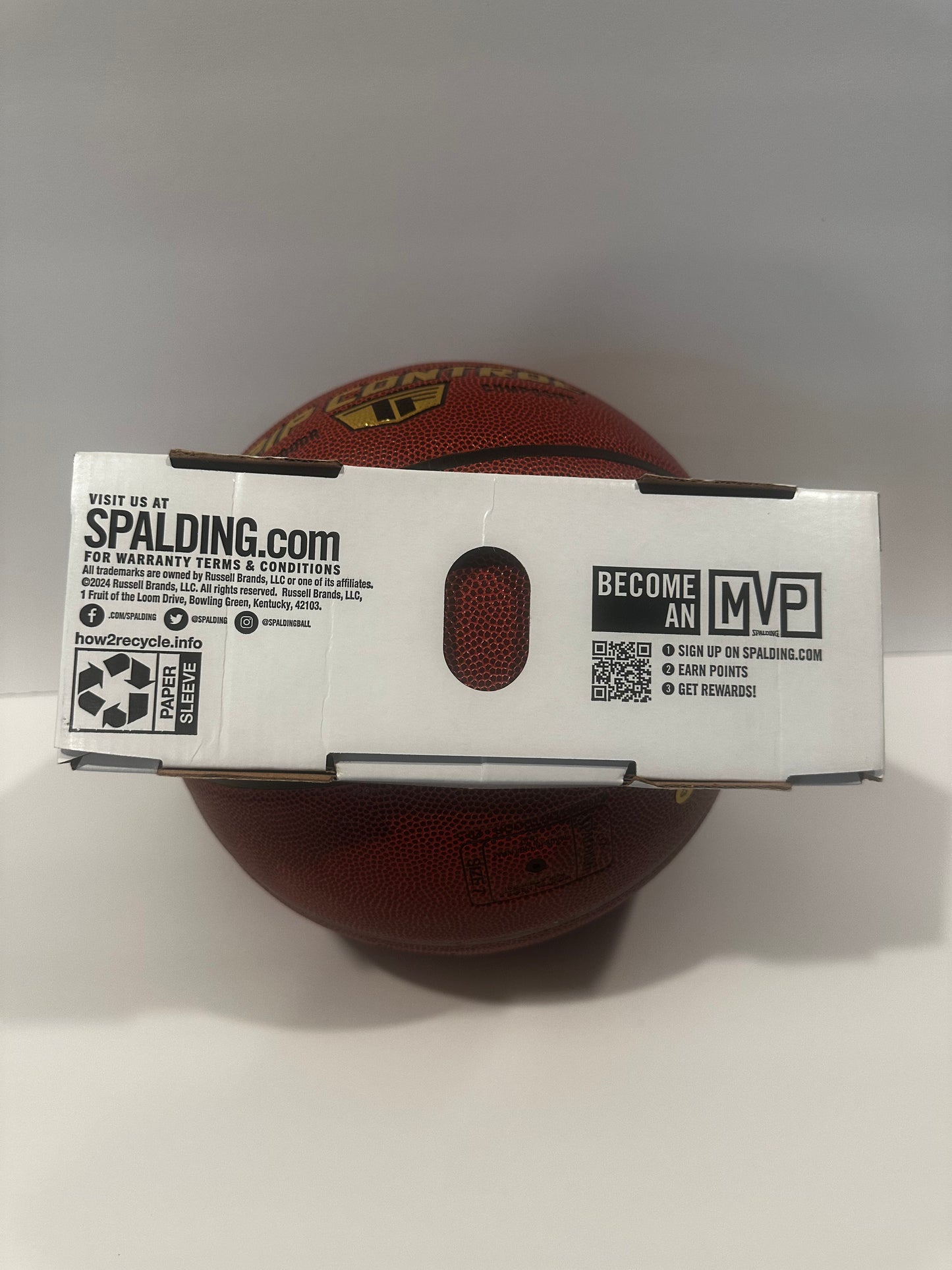 Spalding Grip Control TF Indoor and Outdoor Basketball - Size 7, 29.5"