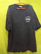 Load image into Gallery viewer, Men's T-shirt