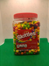 Load image into Gallery viewer, Skittles Original Fruity Candy Jar 1.53kg (3lbs)