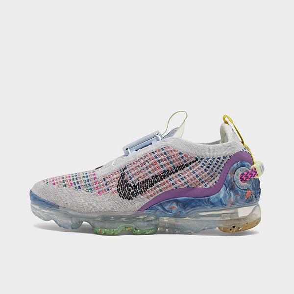 Get $15 off $150 with code SOLEMAYTES
