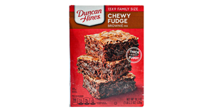 Duncan Hines Chewy Fudge Brownie Mix Family Size (520g)
