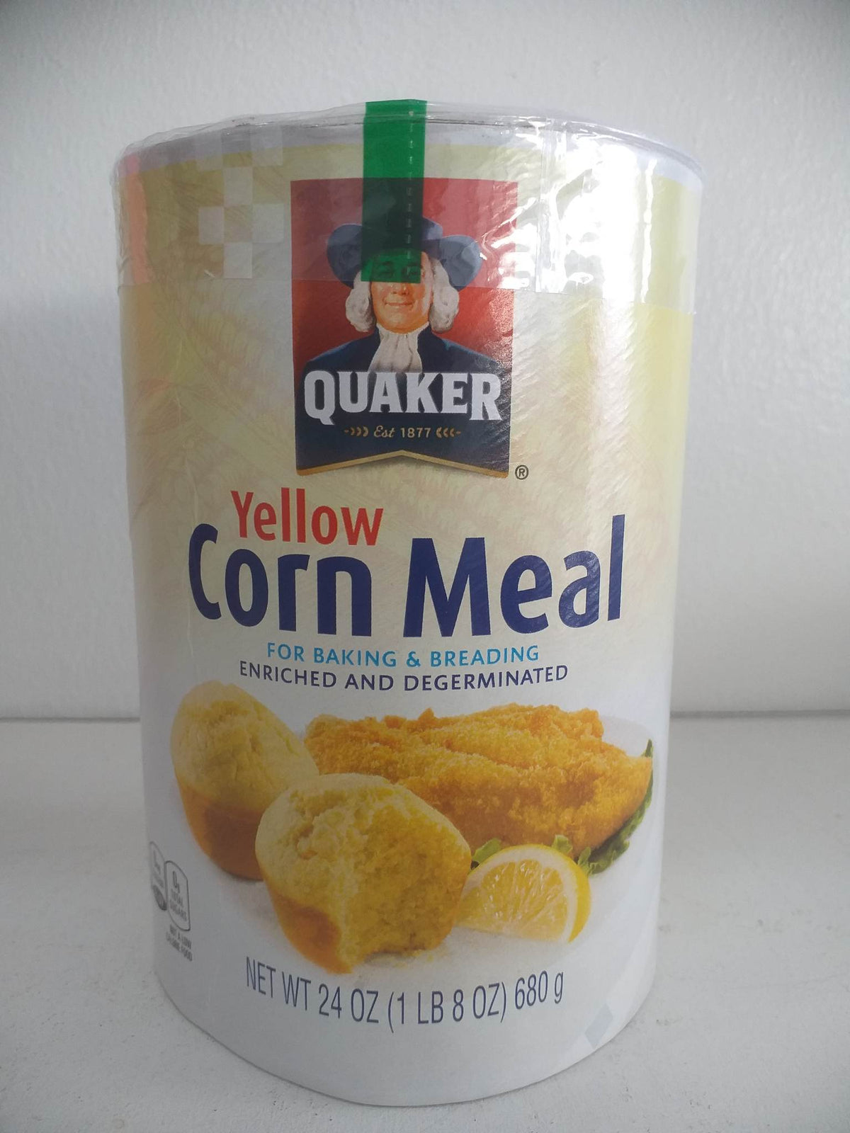Quaker Yellow Enriched and Degerminated Corn Meal Canister, 24 oz