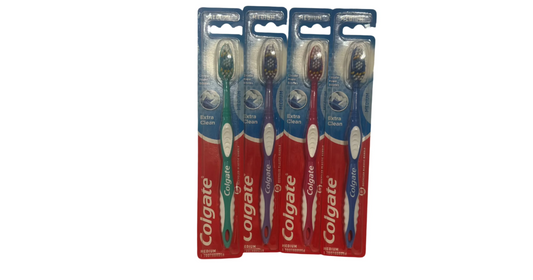 Colgate Extra Clean Full Head Adult Manual Toothbrush, Medium