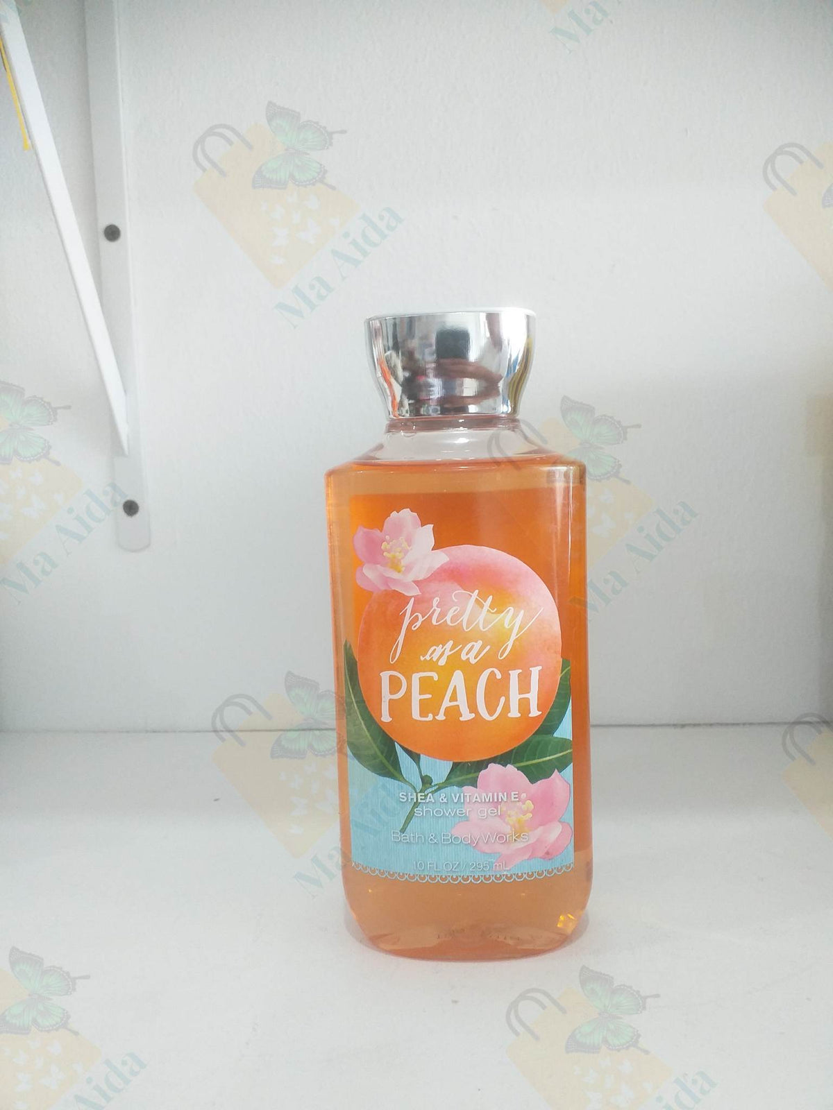 Bath & and Body Works Pretty As a Peach shea & vitamin E shower gel 10 fl oz / 295 ml