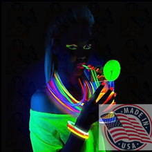 Load image into Gallery viewer, Glow Bracelets 8 pcs light sticks (20 cm)
