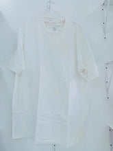 Load image into Gallery viewer, Plain white shirt size XL
