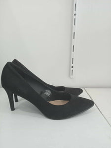 Black high heels size 7