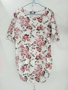 Blouse with flower print